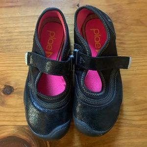 Girls Emme Plae Shoes Size 13 EUC